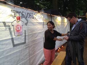 Het ontstaan van het HOI-shirt